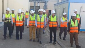 متابعة ميدانية لمشروع إحلال محولات القدرة بالسد العالي ومحطات أسوان متابعة ميدانية لمشروع إحلال محولات القدرة بالسد العالي ومحطات أسوان