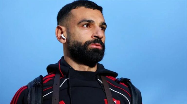 خيب آمال الكثير.. نادٍ سعودي يرفض ضم محمد صلاح من أجل نجم ريال مدريد خيب آمال الكثير.. نادٍ سعودي يرفض ضم محمد صلاح من أجل نجم ريال مدريد