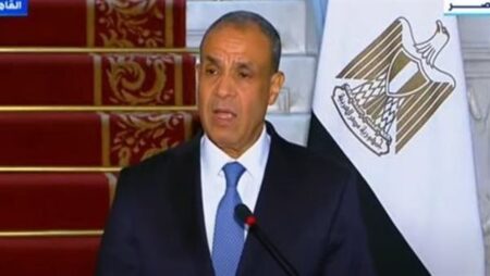 عبدالعاطي يتوجه إلى أنجولا لرئاسة أعمال اللجنة المشتركة بين البلدين عبدالعاطي يتوجه إلى أنجولا لرئاسة أعمال اللجنة المشتركة بين البلدين