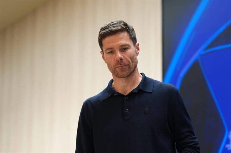 هنري مدافعًا عن تشابي ألونسو: لاعبو ريال مدريد لا يستمعون إليه.. ورحيله خطأ هنري مدافعًا عن تشابي ألونسو: لاعبو ريال مدريد لا يستمعون إليه.. ورحيله خطأ