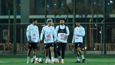 منتخب مصر يخوض تدريبًا مسائيًا استعدادًا لأمم أفريقيا 2025 منتخب مصر يخوض تدريبًا مسائيًا استعدادًا لأمم أفريقيا 2025