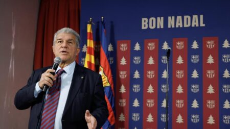 لابورتا يَمْثُلُ أمام المحكمة في قضية نيجريرا لابورتا يَمْثُلُ أمام المحكمة في قضية نيجريرا