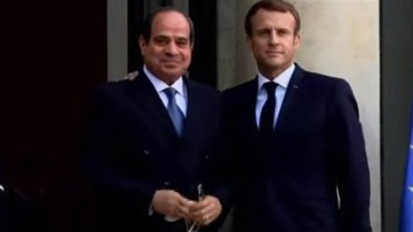 تفاصيل المباحثات المصرية الفرنسية.. السيسي وماكرون يؤكدان مواصلة تعزيز التعاون وزيادة حجم التبادل التجاري.. قطاعات الصناعة والسياحة والنقل أبرز الملفات تفاصيل المباحثات المصرية الفرنسية.. السيسي وماكرون يؤكدان مواصلة تعزيز التعاون وزيادة حجم التبادل التجاري.. قطاعات الصناعة والسياحة والنقل أبرز الملفات