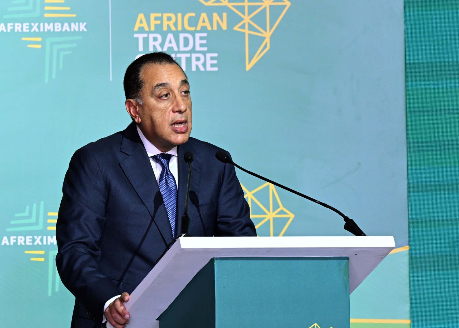 رئيس الوزراء يشارك في فعالية الإعلان عن إنشاء مركز التجارة الأفريقي .. صور 12 رئيس الوزراء يشارك في فعالية الإعلان عن إنشاء مركز التجارة الأفريقي .. صور