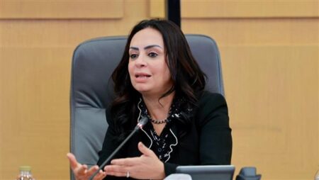 وزيرة التضامن تلتقي رئيس الطائفة الإنجيلية لبحث نتائج المرحلة الرابعة لمبادرة “ازرع” وزيرة التضامن تلتقي رئيس الطائفة الإنجيلية لبحث نتائج المرحلة الرابعة لمبادرة "ازرع"