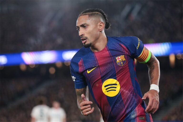 فيديو | تحت أنظار إنييستا.. رافينها يسجل هدف برشلونة الأول أمام أوساسونا فيديو | تحت أنظار إنييستا.. رافينها يسجل هدف برشلونة الأول أمام أوساسونا