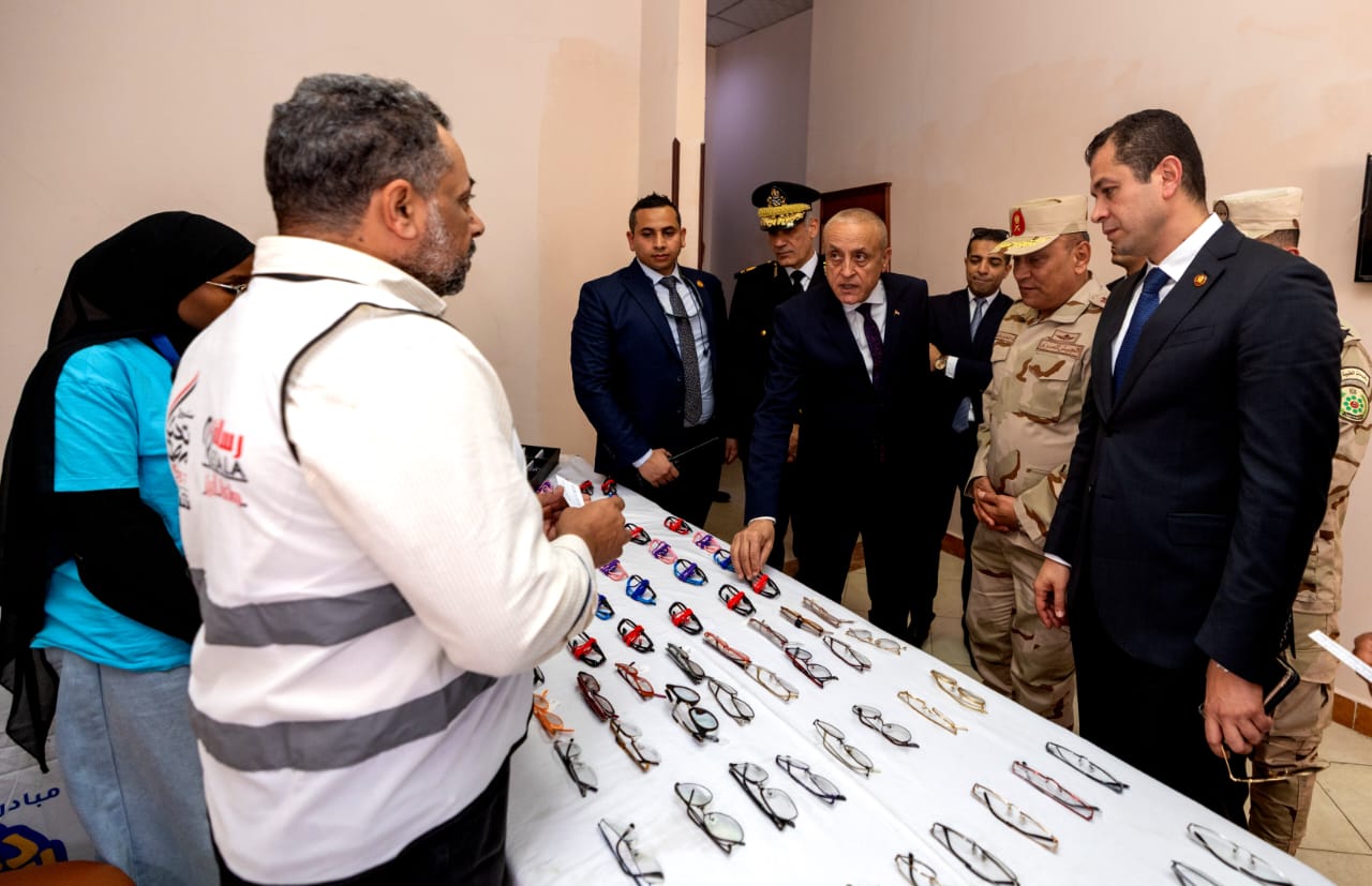 "بشرة خير"| المنطقة الجنوبية العسكرية تطلق المرحلة الثانية لدعم الأسر الأولى بالرعاية.. صور 8 "بشرة خير"| المنطقة الجنوبية العسكرية تطلق المرحلة الثانية لدعم الأسر الأولى بالرعاية.. صور