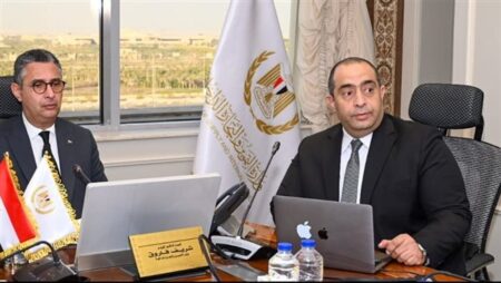 وزير التموين يتابع خطط تطوير مصلحة دمغ المصوغات والموازين وتعزيز الرقابة على سوق الذهب وزير التموين يتابع خطط تطوير مصلحة دمغ المصوغات والموازين وتعزيز الرقابة على سوق الذهب