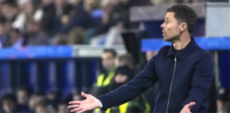 رئيس باير ليفركوزن التنفيذي منتقدًا ريال مدريد: تركوا تشابي ألونسو وحيدًا رئيس باير ليفركوزن التنفيذي منتقدًا ريال مدريد: تركوا تشابي ألونسو وحيدًا