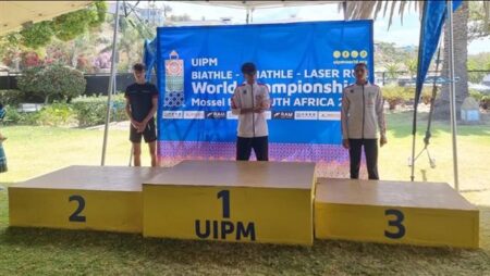 ذهب عالمي جديد لمصر.. عمر أحمد زيدان يتوج بطلاً للعالم في الليزر رن ذهب عالمي جديد لمصر.. عمر أحمد زيدان يتوج بطلاً للعالم في الليزر رن