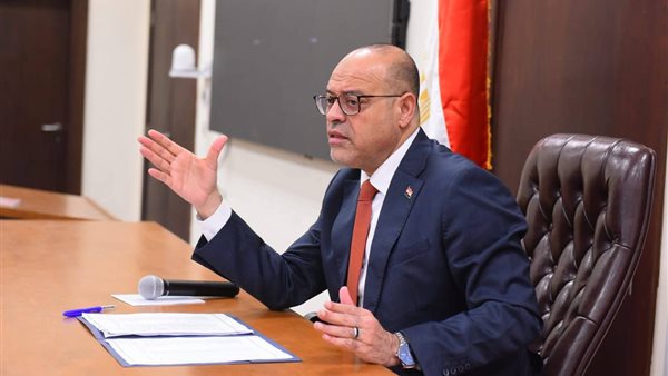 "جبران" يشهد حلف اليمين القانونية لـ45 عاملًا تغير مسارهم الوظيفي إلى مفتشي عمل "جبران" يشهد حلف اليمين القانونية لـ45 عاملًا تغير مسارهم الوظيفي إلى مفتشي عمل