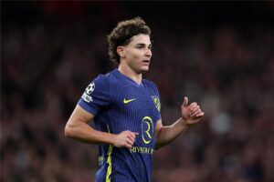 برشلونة يلمح لموقفه من التعاقد مع ألفاريز بديلاً لـ ليفاندوفسكي