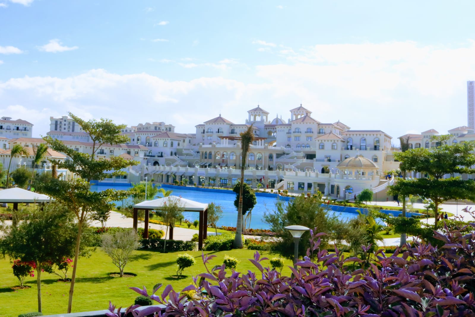 غدا.. افتتاح المنطقة التجارية الترفيهية "The Village" في سيليا بالعاصمة الجديدة