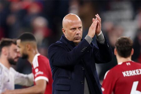 ليفربول يبدأ مفاوضات تحصين لاعبه ليفربول يبدأ مفاوضات تحصين لاعبه