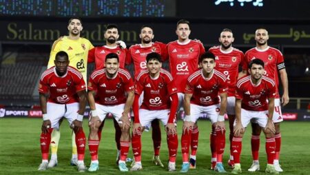 كأس عاصمة مصر.. محمد شريف يقود هجوم الأهلي في مواجهة سيراميكا