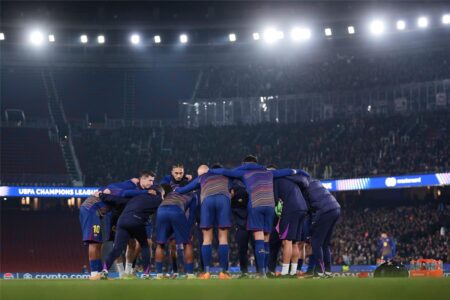 لاعب برشلونة يقترب من العودة لـ الدوري الإنجليزي.. وسببان يعيقان تجديد عقده