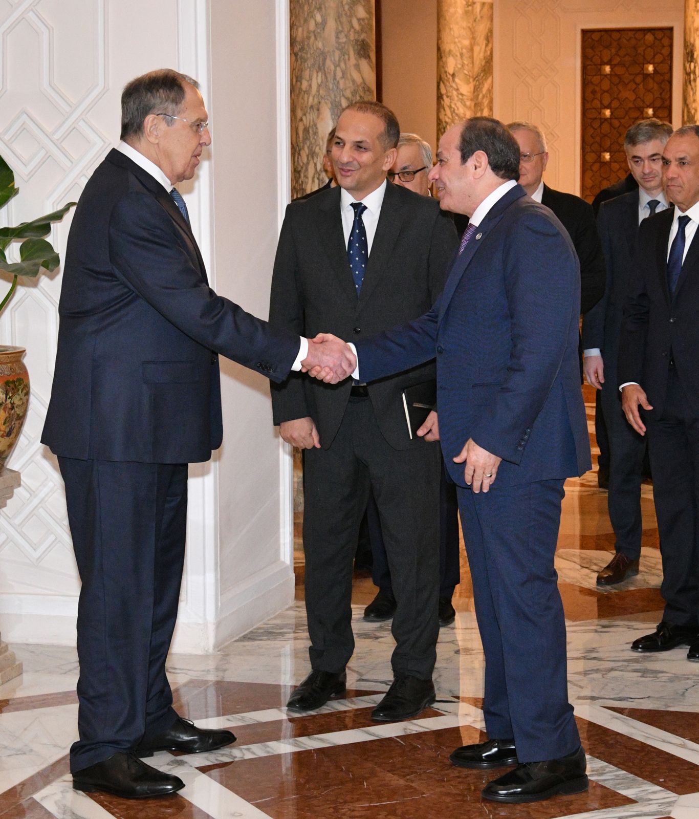 نشاط الرئيس السيسي اليوم (فيديو وصور)