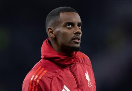 ذا أتلتيك تعلن تشخيص إصابة إيزاك ومدة غيابه الصادمة ذا أتلتيك تعلن تشخيص إصابة إيزاك ومدة غيابه الصادمة