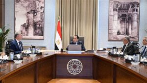 رئيس الوزراء يتابع جهود جذب المزيد من الاستثمارات للمنطقة الاقتصادية للمثلث الذهبي