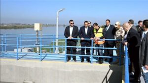 رئيس الوزراء يتفقد محطة مياه الشرب بأرض المشتل بالصف ويضغط زر تفعيل التشغيل.. صور