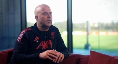 سلوت عن أزمته مع محمد صلاح: انظروا ماذا فعلت.. وسنحيي ذكرى جوتا أمام ولفرهامبتون