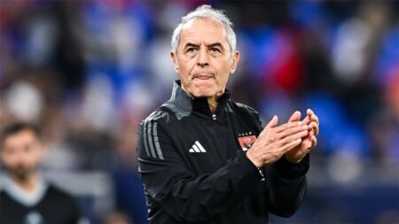 كولر يكشف عن رد فعله بعد قرار إقالته من الأهلي.. ويصرح: ما حدث معي في القاهرة كان غريبًا