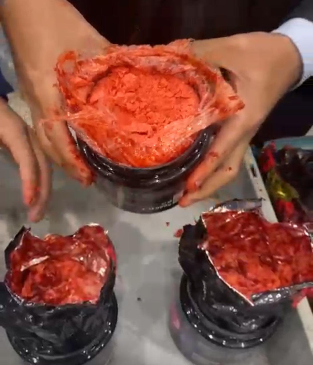 ضربات متتالية لمافيا الكيف.. جمارك مطار القاهرة تتصدي لهجمات مهربي المخدرات بضبط 11 كيلو ونصف مجددًا