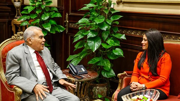 وزيرة التخطيط تلتقي رئيس مجلس الشيوخ وزيرة التخطيط تلتقي رئيس مجلس الشيوخ