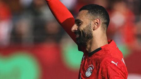 محمد صلاح يمنح سلوت سلاحًا ذو حدين بعد تأهل مصر أمام جنوب إفريقيا محمد صلاح يمنح سلوت سلاحًا ذو حدين بعد تأهل مصر أمام جنوب إفريقيا