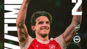 آرسنال يعبر برايتون بثنائية ويواصل مطاردة الصدارة في البريميرليج