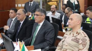 محافظ الجيزة يتابع فتح لجان جولة الإعادة للانتخابات بالدائرة الثامنة