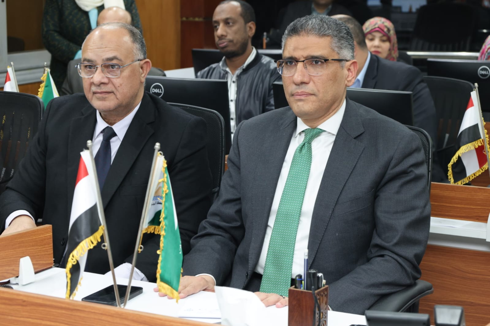 محافظ الجيزة يتابع أعمال غلق لجان انتخابات مجلس النواب في اليوم الأول لجولة الإعادة