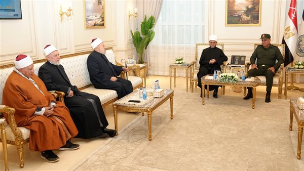 الأكاديمية العسكرية المصرية تُشكّل مجلسا علميا برئاسة وزير الأوقاف لمناقشة الملتحقين بدراسات ما بعد الدكتوراه.. شاهد الأكاديمية العسكرية المصرية تُشكّل مجلسا علميا برئاسة وزير الأوقاف لمناقشة الملتحقين بدراسات ما بعد الدكتوراه.. شاهد