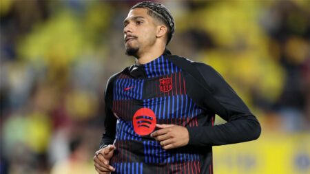 الحدث الأبرز.. أراوخو يستعد للظهور الأول في برشلونة بعد رحلة إسرائيل