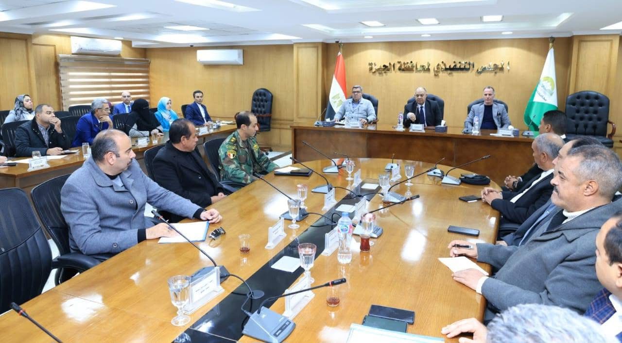 الجيزة تبحث استعدادات تنفيذ الموجة 28 لإزالة التعديات على أراضي أملاك الدولة 2 الجيزة تبحث استعدادات تنفيذ الموجة 28 لإزالة التعديات على أراضي أملاك الدولة