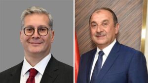 وزيرا قطاع الأعمال والبترول يبحثان تعظيم الاستفادة من الثروات التعدينية ودعم الأسمدة والغزل والنسيج