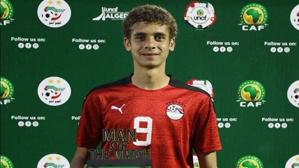 طبيب الأهلي يكشف تفاصيل إصابة حمزة عبد الكريم طبيب الأهلي يكشف تفاصيل إصابة حمزة عبد الكريم