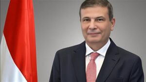 وزير الزراعة يرفع سن مسابقة الأطباء البيطريين إلى 35 عامًا لدعم الكوادر