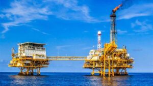 أسعار الغاز الطبيعي الأوروبية تتجه إلى انخفاض سنوي حاد رغم تراجع المخزونات