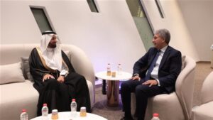 وزير السياحة والآثار يبحث مع نظيره السعودي سبل التعاون في موسم الحج والعمرة
