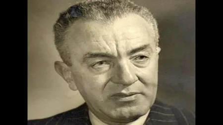 "التاريخ أصبح مستباحا".. ابنة الصحفي محمد التابعي تصحح معلومة خاطئة عن والدها في فيلم الست "التاريخ أصبح مستباحا".. ابنة الصحفي محمد التابعي تصحح معلومة خاطئة عن والدها في فيلم الست