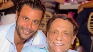 محمد عادل إمام ينشر صورا مجمعة بصحبة والده بـ"Ai" والجمهور يعلق