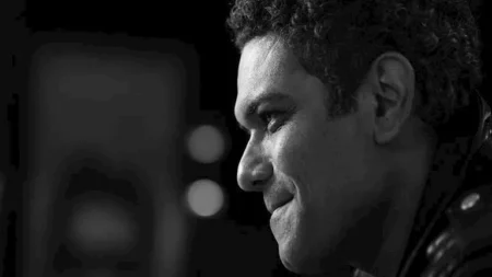 أناقة وجرأة بالجلد الأسود.. آسر ياسين يخطف الأنظار أناقة وجرأة بالجلد الأسود.. آسر ياسين يخطف الأنظار