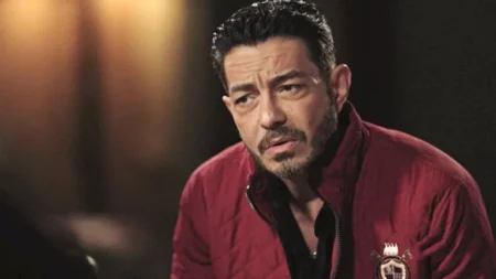 قبل عرضه.. أحمد زاهر ينشر صورا من كواليس "لعبة وقلبت بجد" (صور)