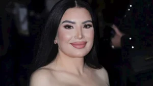 عبير صبري تخطف الأنظار بإطلالة جريئة.. كيف نسقتها؟