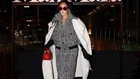 لوجينا صلاح تخطف الأنظار بإطلالة أنيقة في دبي لوجينا صلاح تخطف الأنظار بإطلالة أنيقة في دبي