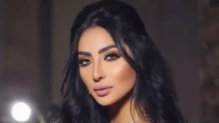 نور الغندور بإطلالة شتوية راقية.. لماذا اختارت اللون الأسود؟ نور الغندور بإطلالة شتوية راقية.. لماذا اختارت اللون الأسود؟