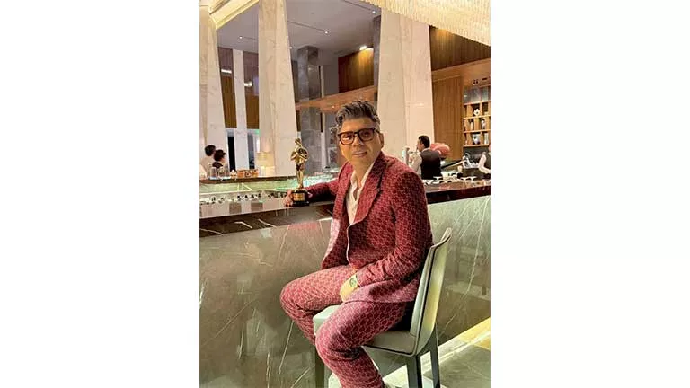 بعد تراجع الملحن عن تهديده.. عمر كمال يستعد لطرح "يهون عليا" بعد تراجع الملحن عن تهديده.. عمر كمال يستعد لطرح "يهون عليا"