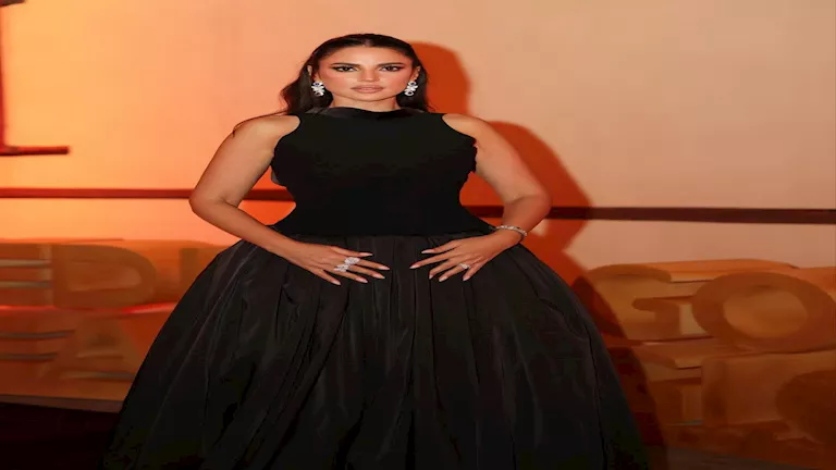 بـ"فستان أنيق".. أحدث ظهور لـ درة والجمهور يعلق (صور) بـ"فستان أنيق".. أحدث ظهور لـ درة والجمهور يعلق (صور)