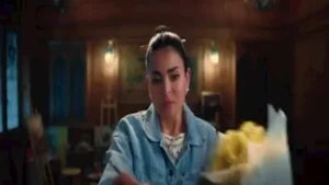 "رومانسية أسماء جلال وآسر ياسين".. طرح إعلان فيلم "إن غاب القط"